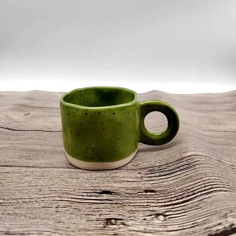 Caneca de Cerâmica Classic Sempre Acessível