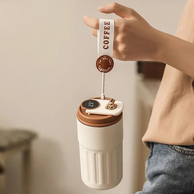 Garrafa Térmica Inteligente de Café Sempre Acessível