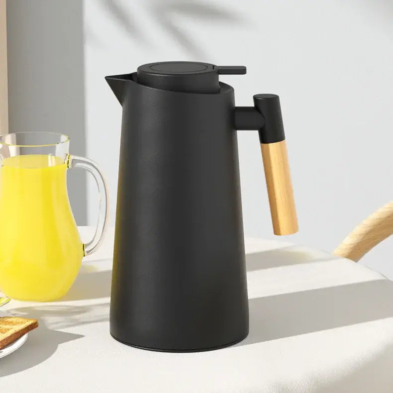 Garrafa Térmica de Café Nórdica Sempre Acessível
